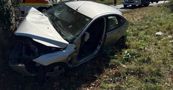 auto contro platano morta bambina