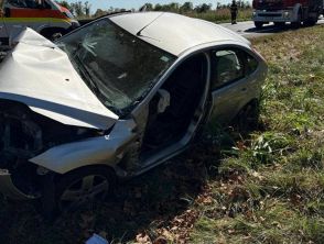 Auto contro un platano a Basiliano (Udine), morta una bambina di 11 anni e gravissima la sorellina di 4 anni