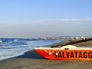 Bagnino annega ad Andora con l'uomo che stava soccorrendo, prima aveva salvato la moglie