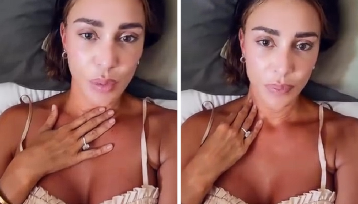 https://wips.plug.it/cips/notizie.virgilio.it/cms/2026/08/belen-rodriguez-yoga-depressione-attacchi-panico.jpg