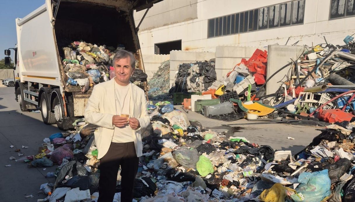 A Bitonto vince 1 milione di euro alla Lotteria e butta il biglietto, lo ritrova miracolosamente in discarica
