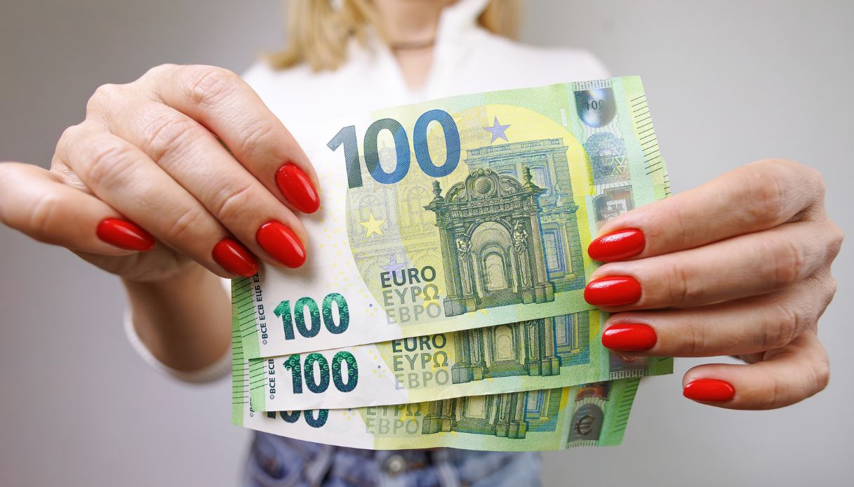 https://wips.plug.it/cips/notizie.virgilio.it/cms/2026/08/bonus-corso-di-lingue.jpg