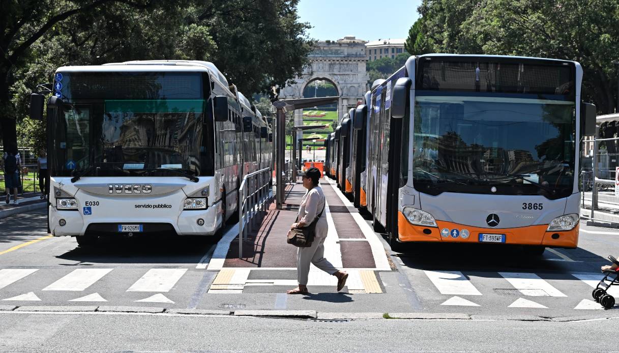 https://wips.plug.it/cips/notizie.virgilio.it/cms/2026/08/bonus-trasporti-400-euro-requisiti.jpg