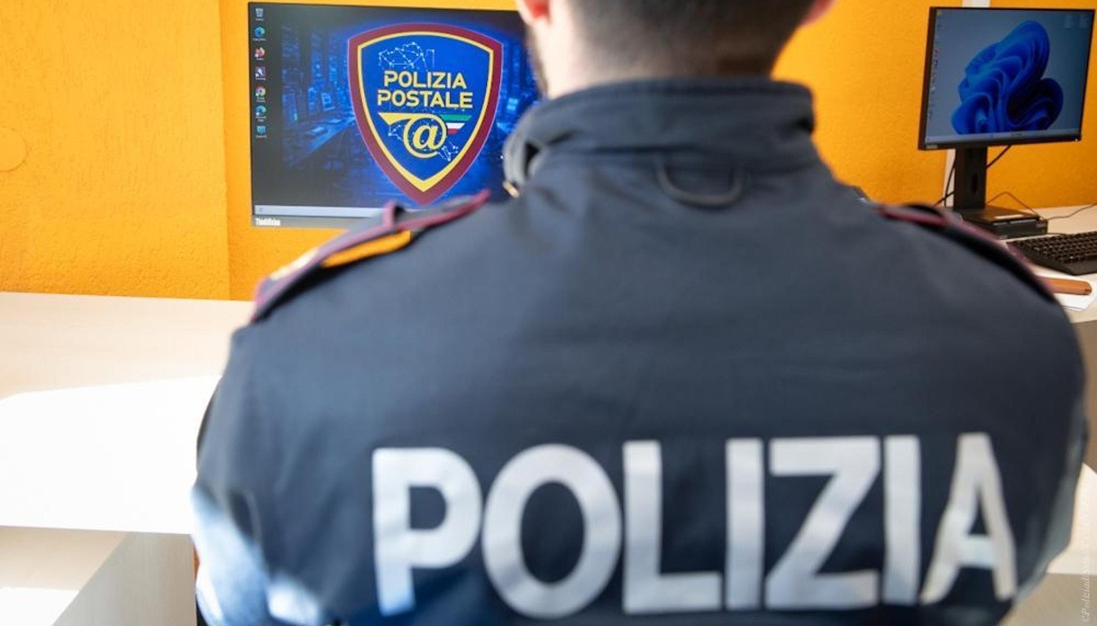 scatta foto alle parti intime delle nipotine a cagliari e scambia file pedopornografici online zio indagato da Virgilio.it scatta foto alle parti intime delle nipotine a cagliari e scambia file pedopornografici online zio indagato