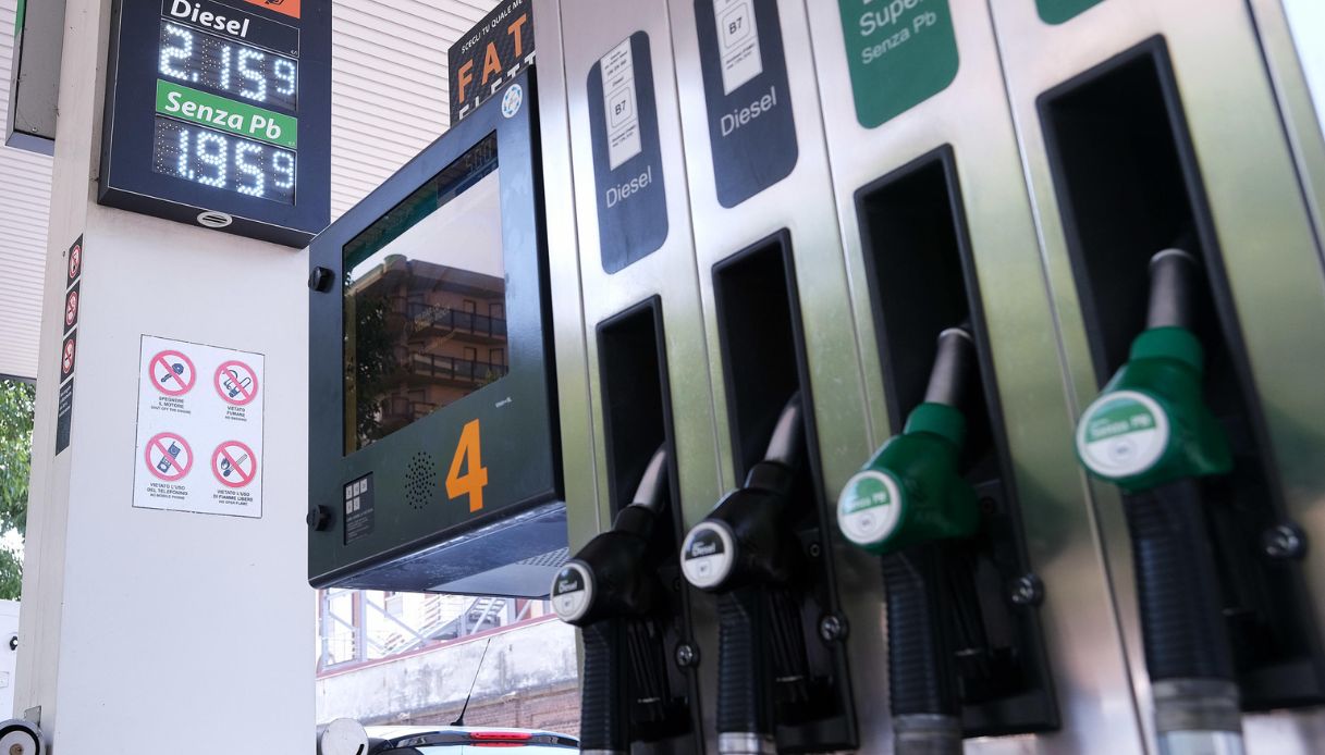caro carburanti taglio accise in scadenza e ipotesi di sconti mirati cosa pu242 cambiare ma non subito da Virgilio.it caro carburanti taglio accise in scadenza e ipotesi di sconti mirati cosa pu242 cambiare ma non subito