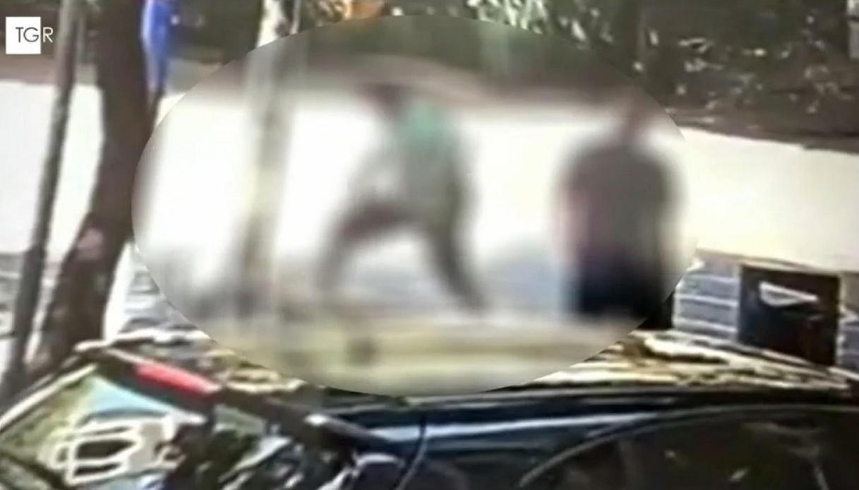 clochard ucciso a caserta il movente dell aggressione a morte debito di 50 euro da Virgilio.it clochard ucciso a caserta il movente dell aggressione a morte debito di 50 euro