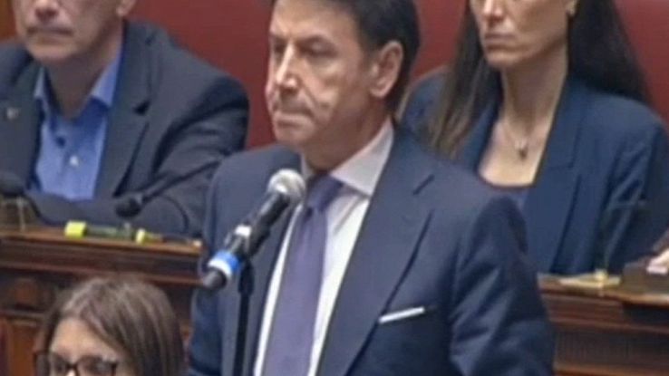 conte-interna-corporis-camera-meloni