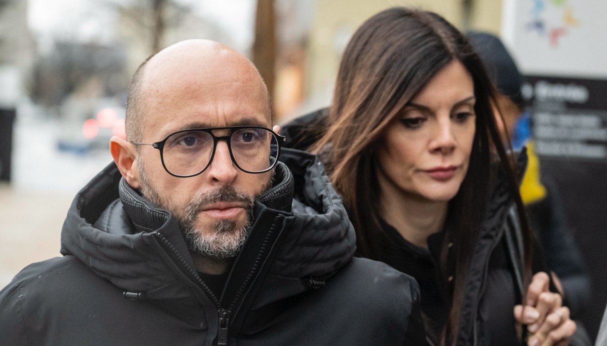 https://wips.plug.it/cips/notizie.virgilio.it/cms/2026/08/crans-montana-jacques-moretti-moglie-jessica-violenza.jpg