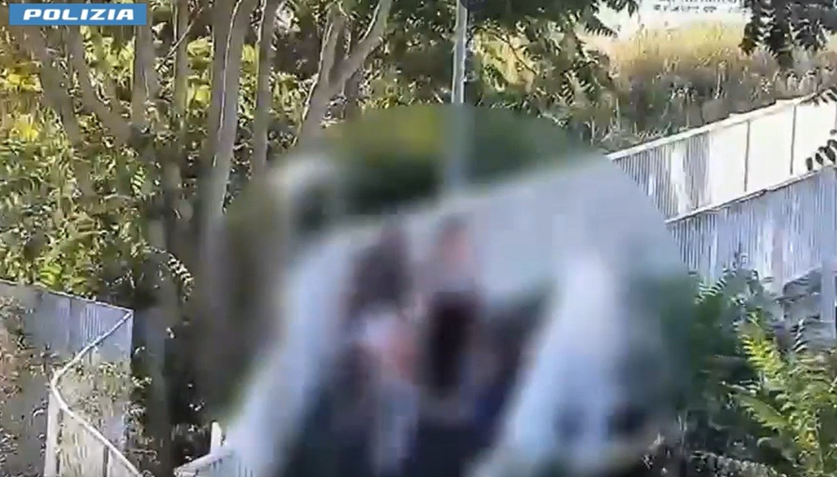 https://wips.plug.it/cips/notizie.virgilio.it/cms/2026/08/droga-roma-arresti.jpg