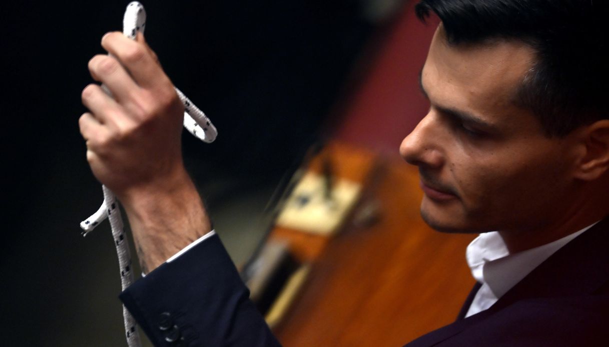 https://wips.plug.it/cips/notizie.virgilio.it/cms/2026/08/edoardo-ziello-futuro-nazionale-cappio.jpg