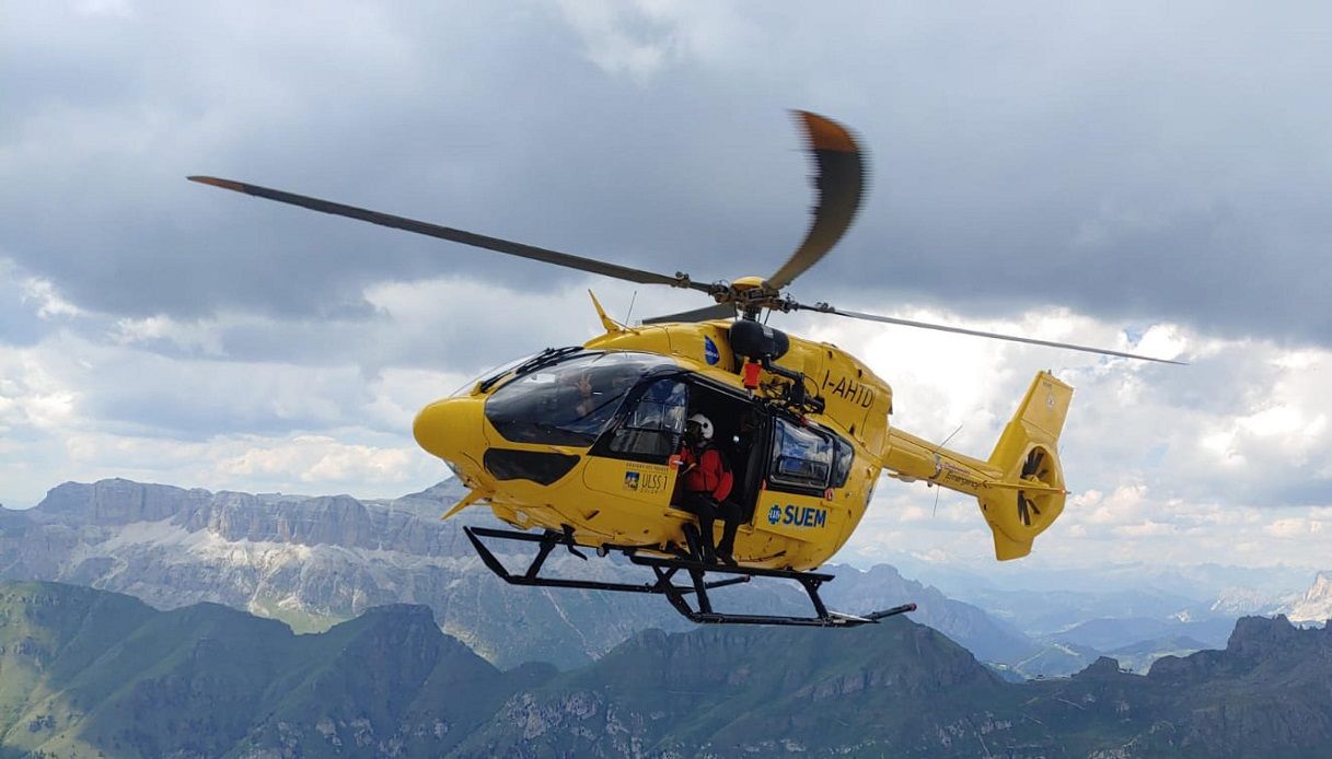 padre morto dopo essere precipitato davanti alla famiglia per 80 metri sul monte olperer tragedia in tirolo da Virgilio.it padre morto dopo essere precipitato davanti alla famiglia per 80 metri sul monte olperer tragedia in tirolo