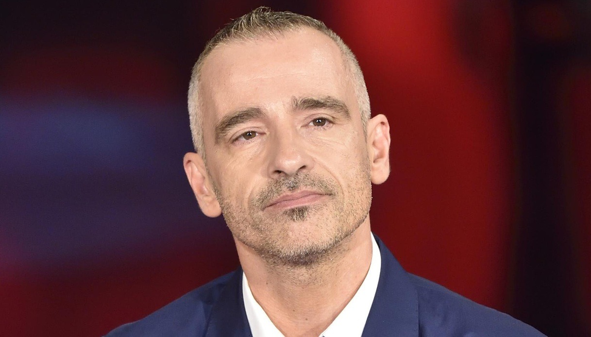 https://wips.plug.it/cips/notizie.virgilio.it/cms/2026/08/eros-ramazzotti-corde-vocali-operazione-tour-nuove-date.jpg