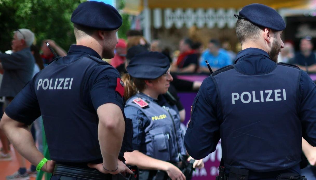 https://wips.plug.it/cips/notizie.virgilio.it/cms/2026/08/furto-mak-vienna.jpg
