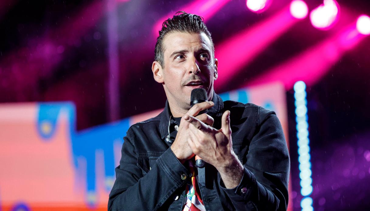 https://wips.plug.it/cips/notizie.virgilio.it/cms/2026/08/gabbani-francesco.jpg