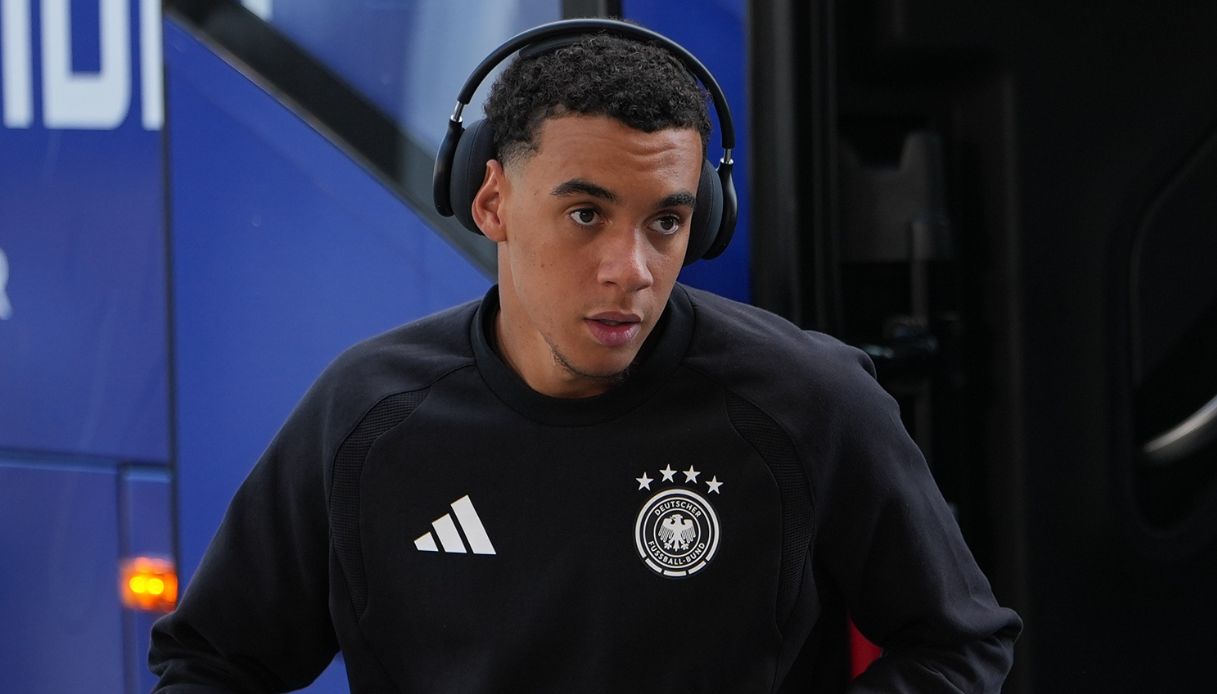 jamal musiala del bayern monaco sviene in campo due volte l ammissione sulla disfunzione neurologica da Virgilio.it jamal musiala del bayern monaco sviene in campo due volte l ammissione sulla disfunzione neurologica