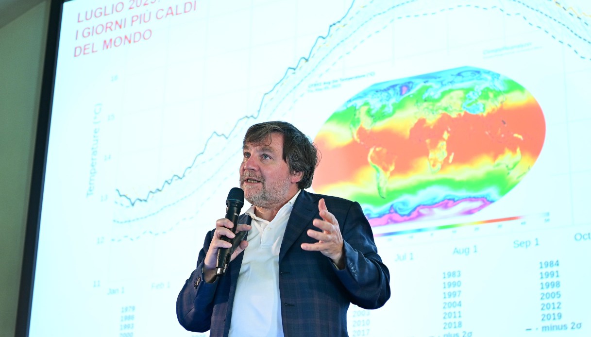 https://wips.plug.it/cips/notizie.virgilio.it/cms/2026/08/luca-mercalli-2.jpg