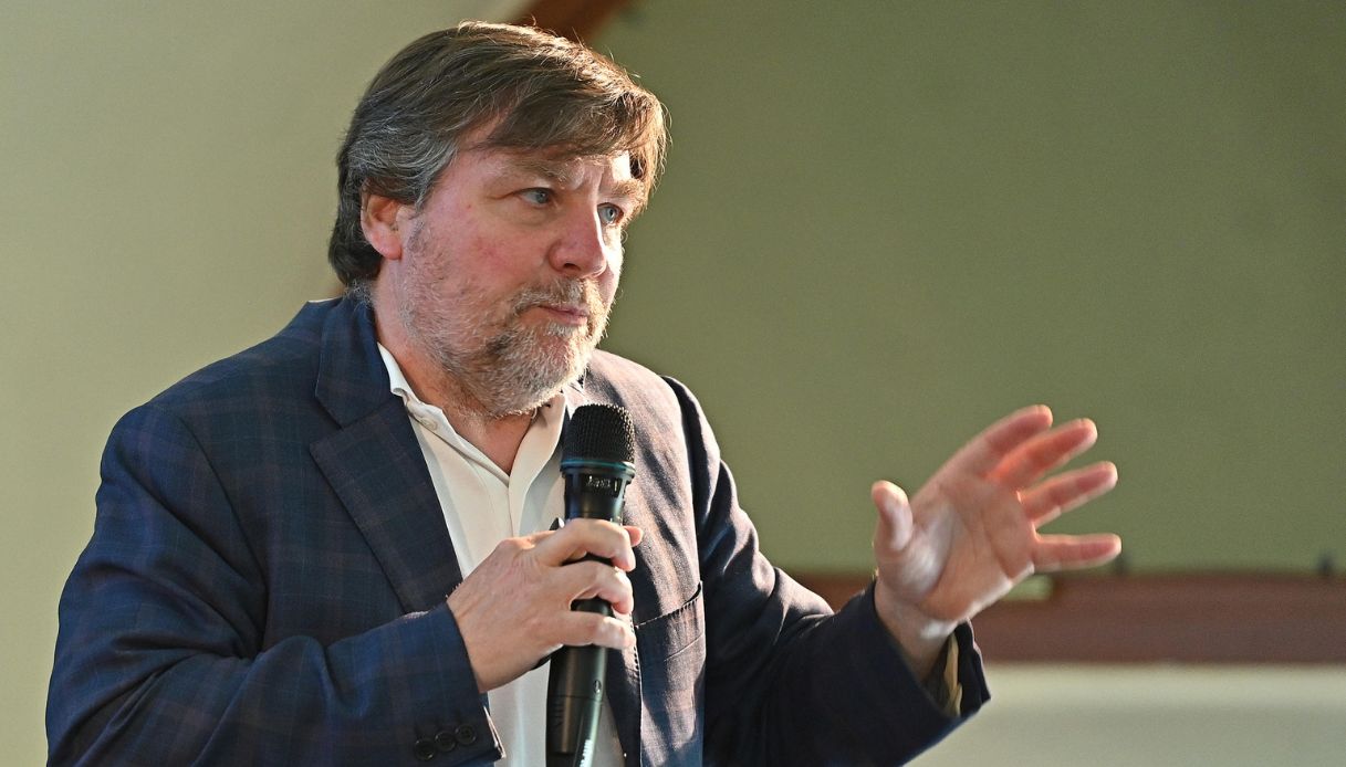 https://wips.plug.it/cips/notizie.virgilio.it/cms/2026/08/luca-mercalli-caldo.jpg