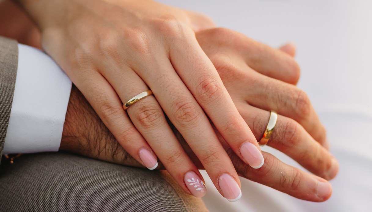 https://wips.plug.it/cips/notizie.virgilio.it/cms/2026/08/matrimonio-pronto-soccorso-rimini.jpg
