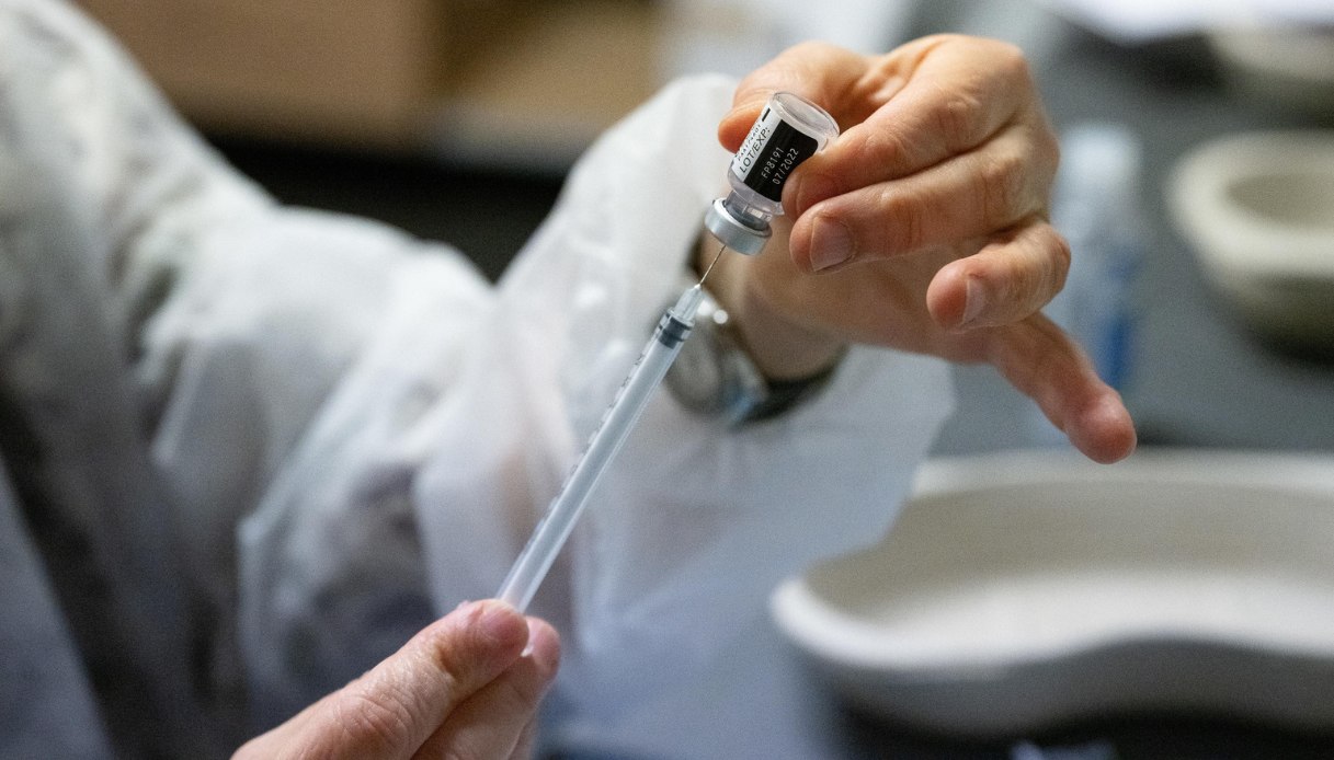 moderna annuncia risultati sul vaccino mrna contro il melanoma superato test di fase 3 su cancro della pelle da Virgilio.it moderna annuncia risultati sul vaccino mrna contro il melanoma superato test di fase 3 su cancro della pelle