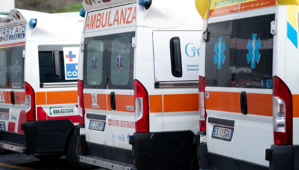 tre morti in casa a pietralata a roma spari e allarme dai vicini ipotesi omicidio suicidio in famiglia da Virgilio.it tre morti in casa a pietralata a roma spari e allarme dai vicini ipotesi omicidio suicidio in famiglia
