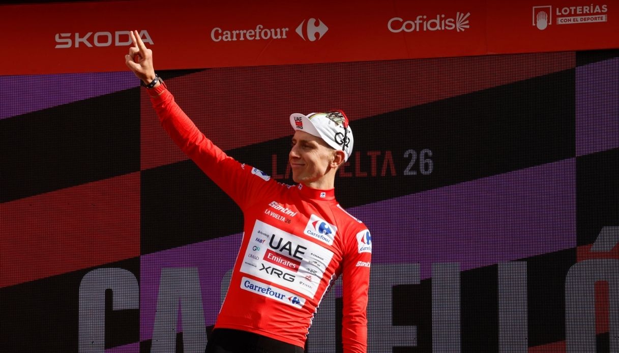 https://wips.plug.it/cips/notizie.virgilio.it/cms/2026/08/pogcar-infortunio-spagna-vuelta.jpg