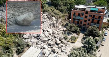 pozzuoli-masso-auto-terremoto