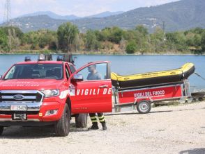 Uomo trovato morto in un laghetto a Scansano vicino Grosseto, era scomparso da casa