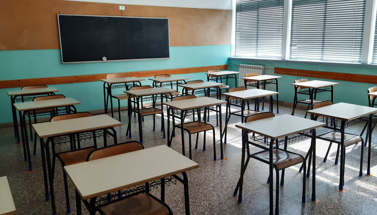 https://wips.plug.it/cips/notizie.virgilio.it/cms/2026/08/scuola-classe.jpg