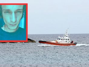Sub 29enne morto travolto da un gommone di turisti a Lampedusa, la vittima è il regista Cristiano Giamporcaro