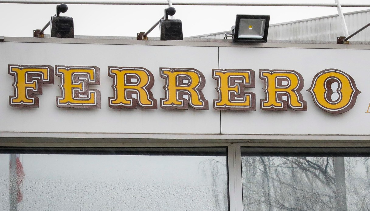 https://wips.plug.it/cips/notizie.virgilio.it/cms/2026/08/taekwondo-licenziamento-ferrero.jpg
