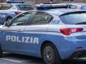 Operai aggrediti a Trieste con coltelli e spray al peperoncino, grave uno dei feriti: caccia ai responsabili