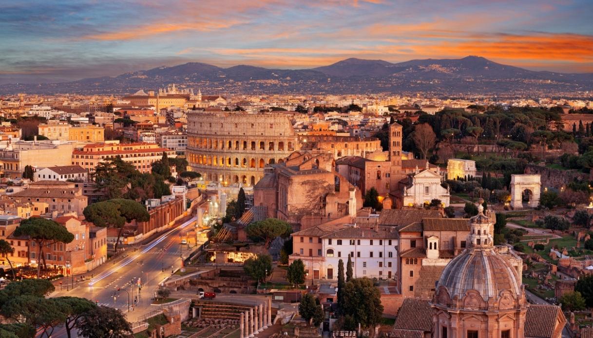 https://wips.plug.it/cips/notizie.virgilio.it/cms/2026/08/truffa-castello-appartamento-roma.jpg