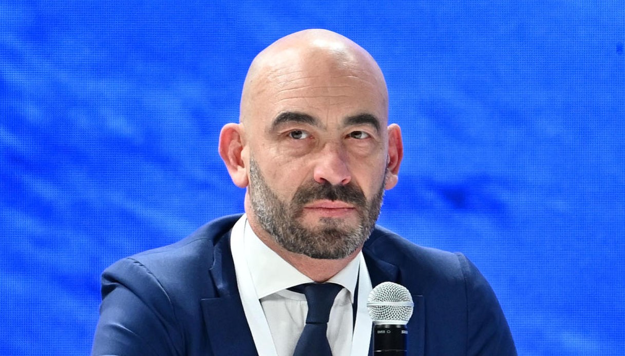 https://wips.plug.it/cips/notizie.virgilio.it/cms/2026/08/trump-regole-vaccini-bambini-matteo-bassetti.jpg