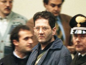I familiari delle vittime della Uno Bianca rispondono alla lettera di Fabio Savi: 