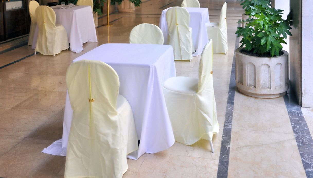 https://wips.plug.it/cips/notizie.virgilio.it/cms/2026/08/vaglio-serra-catering.jpg