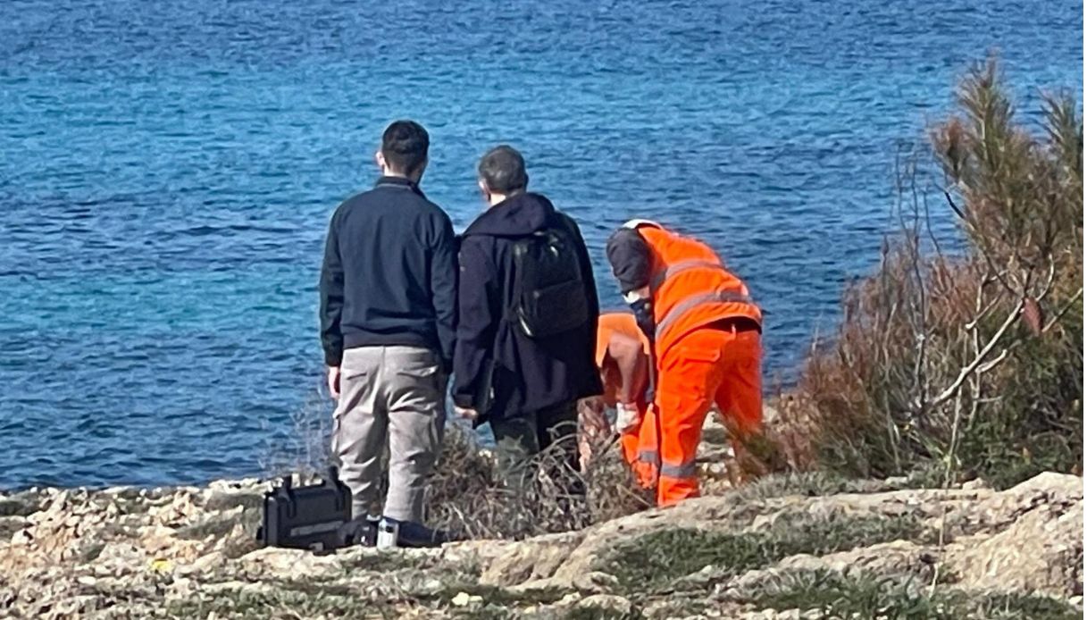 vibo marina ragazzo di 25 anni muore dopo uno scontro tra una barca e un gommone ferita una ragazza da Virgilio.it vibo marina ragazzo di 25 anni muore dopo uno scontro tra una barca e un gommone ferita una ragazza