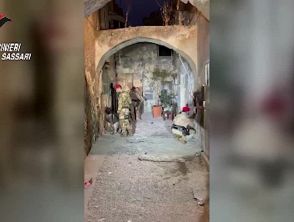 Maxi blitz a Sassari, 16 arresti per droga: in azione gli ovulatori con cocaina ed eroina