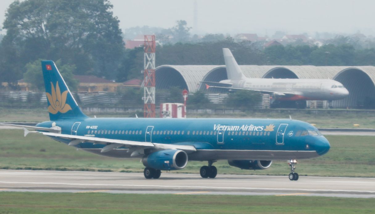 paura al decollo del volo vietnam airlines a monaco coda colpisce la pista cos 232 il tailstrike e i rischi da Virgilio.it paura al decollo del volo vietnam airlines a monaco coda colpisce la pista cos 232 il tailstrike e i rischi