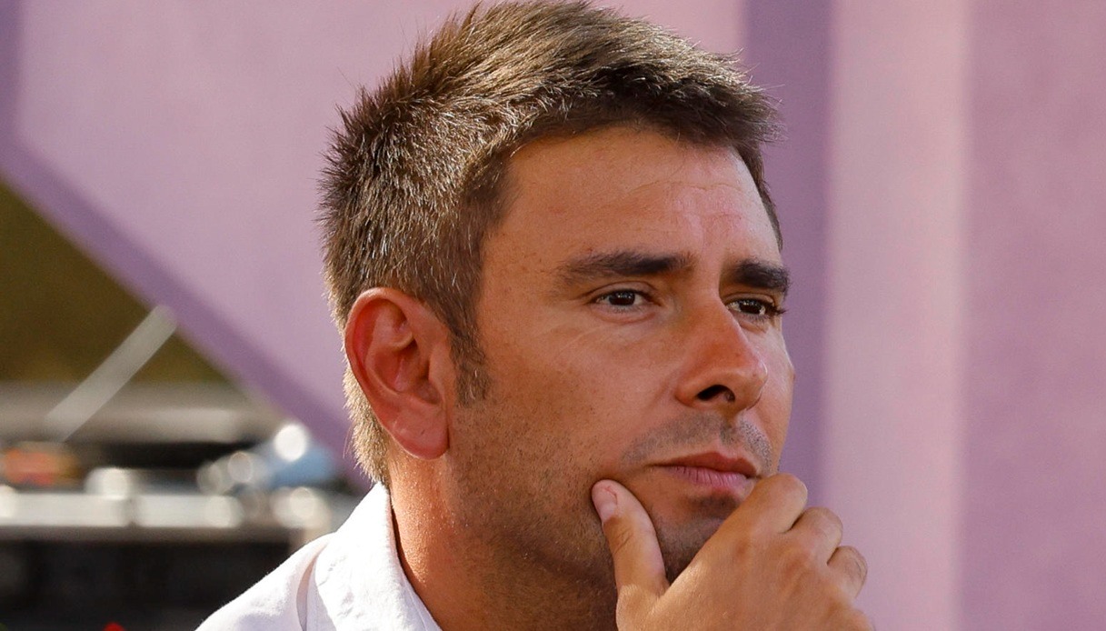 alessandro di battista al gemelli di roma non venite in ospedale e massima prudenza appello di schierarsi da Virgilio.it alessandro di battista al gemelli di roma non venite in ospedale e massima prudenza appello di schierarsi