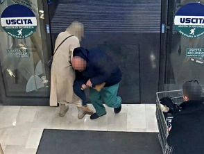 Assolto per infermità mentale dopo aver tentato di rapire una bimba al supermercato di Bergamo: 