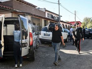 Famiglia trovata morta a Pietralata, entrambi i genitori avrebbero sparato alla bambina: cos'è emerso