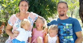 famiglia nel bosco