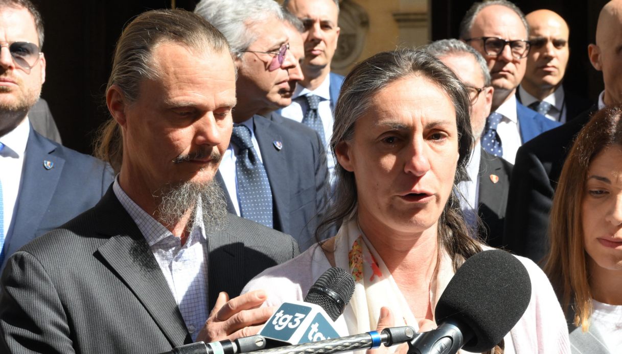 simone pillon avvocato della famiglia nel bosco attacca l assistente sociale per il rientro ritardato da Virgilio.it simone pillon avvocato della famiglia nel bosco attacca l assistente sociale per il rientro ritardato