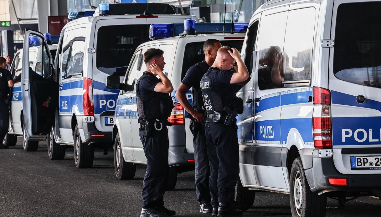 esplosione alla stazione di augusta in germania diversi feriti verifiche sulla causa cosa si sa da Virgilio.it esplosione alla stazione di augusta in germania diversi feriti verifiche sulla causa cosa si sa