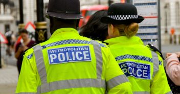Londra persone accoltellate