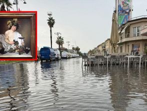 Maltempo in Toscana, fulmini e strade allagate: agli Uffizi a Firenze piove sulla teca del Bacco di Caravaggio