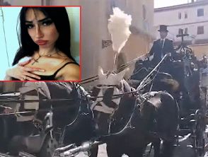 Maria Spinelli uccisa in Svizzera, i funerali a Città Sant'Angelo tra musica techno, cavalli e palloncini