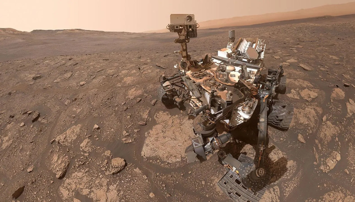 su marte trovati buchi misteriosi dal rover curiosity della nasa ma anche gli strati rocciosi sono insoliti da Virgilio.it su marte trovati buchi misteriosi dal rover curiosity della nasa ma anche gli strati rocciosi sono insoliti