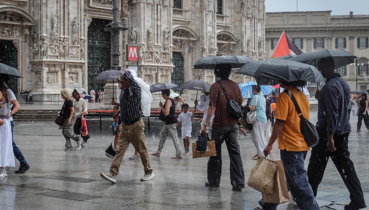 giuliacci avverte che sul meteo da oggi cambia la musica calano le temperature e arrivano i temporali da Virgilio.it giuliacci avverte che sul meteo da oggi cambia la musica calano le temperature e arrivano i temporali