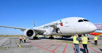 passeggero-immobilizzato-volo-american-airlines